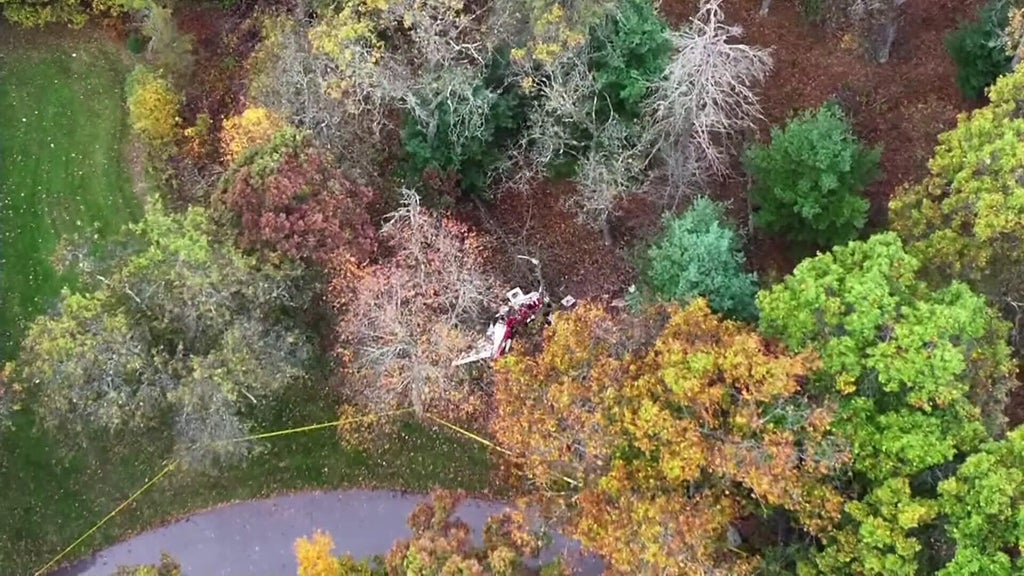Grandmother, daughters and grandson were among 6 victims in Wisconsin Dells plane crash — WCCO / CBS Minnesota, Crystal Dining news