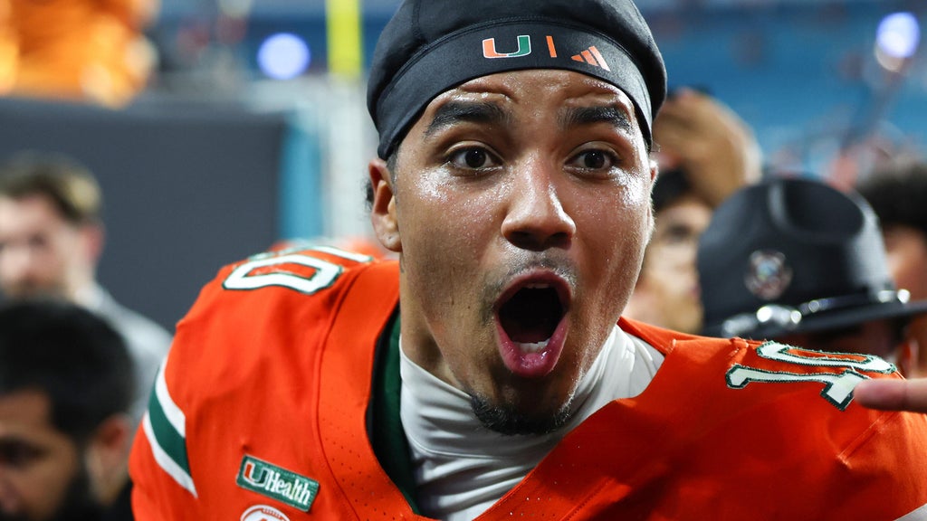 No. 3 Miami downs Florida State 43-35 in double-overtime thriller — CBS Miami, Crystal Sports news