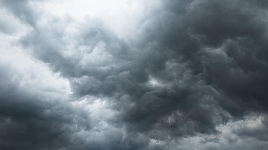 Minnesota's warmth sets the stage for Wednesday evening storms, with a low-end severe risk — Crystal Sports news
