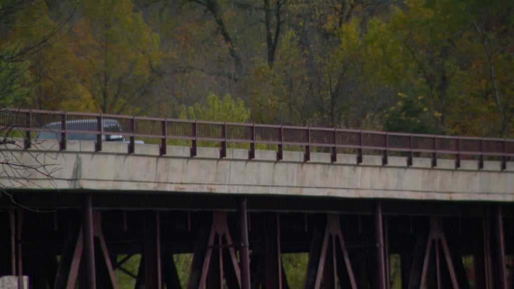 Businesses near Osceola brace as Highway 243 bridge set to close — WCCO / CBS Minnesota, Crystal Business news