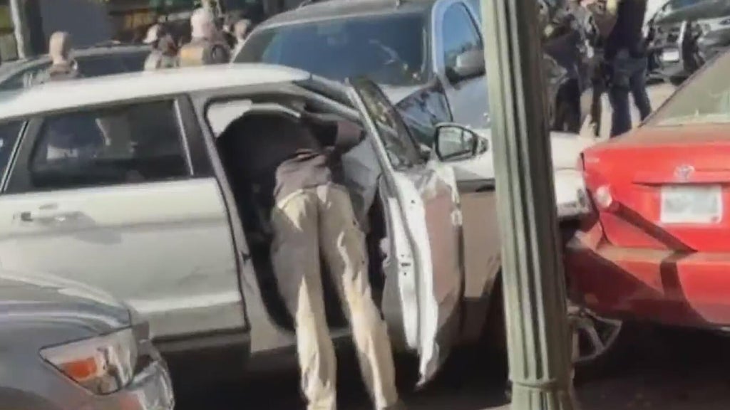 4 men arrested after "traveling dangerously" across Minneapolis in stolen car, sheriff says — WCCO / CBS Minnesota, Crystal Business news