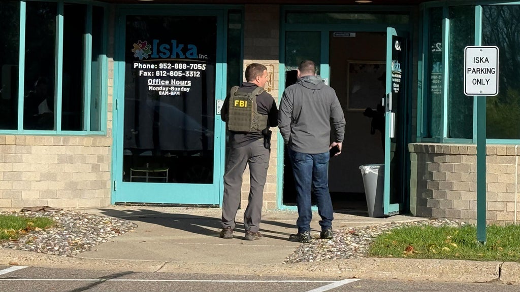 Federal law enforcement officers in Twin Cities Thursday for "court-authorized investigative activity," FBI says — Crystal Business news