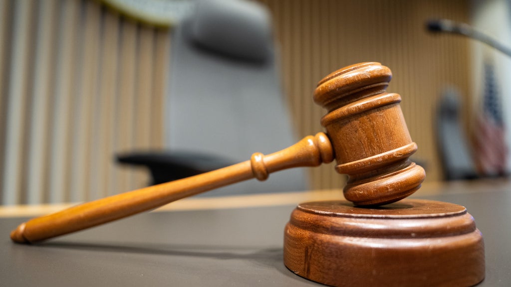 Bloomington man who sexually assaulted 16-year-old girl sentenced to 4 years in prison — WCCO / CBS Minnesota, Crystal Health news