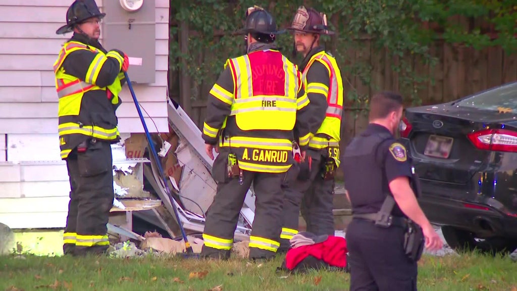 Man blew through Bloomington stop sign, hit car, which then struck home, police say — WCCO / CBS Minnesota, Crystal Community news