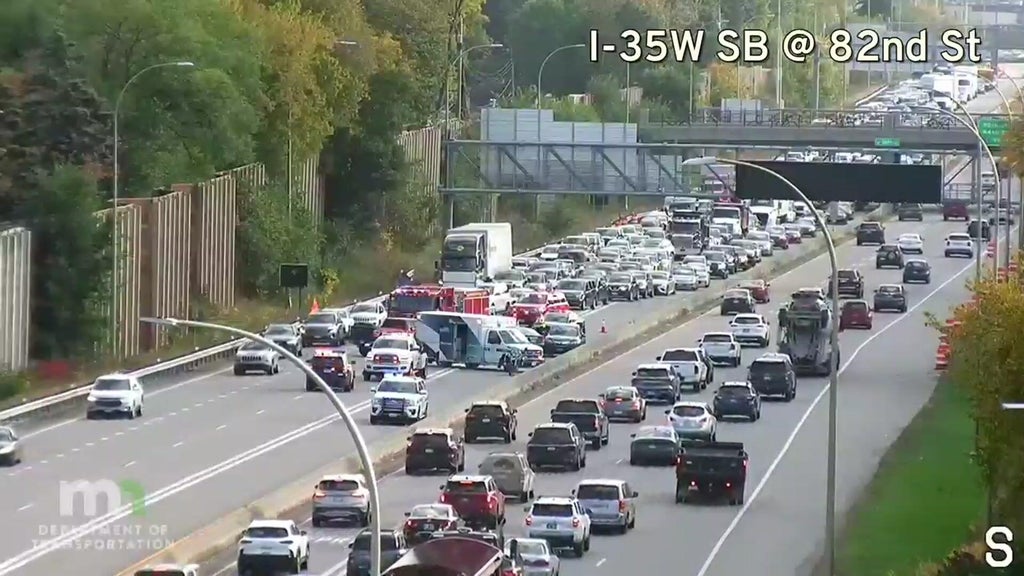 3 drivers injured in crash on Interstate 35W in Bloomington, state patrol says — WCCO / CBS Minnesota, Crystal Health news