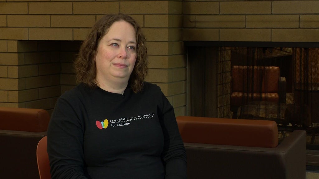 Expert shares tips on how to talk with children about traumatic events — WCCO / CBS Minnesota, Crystal Health news