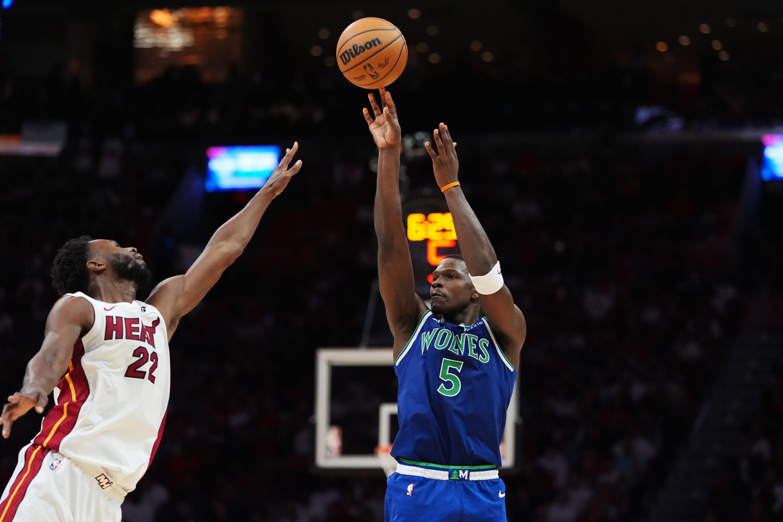 Anthony Edwards scores 45, Wolves roll past Heat 131-106 to spoil Giannis’ opener — KSTP 5, Crystal Business news