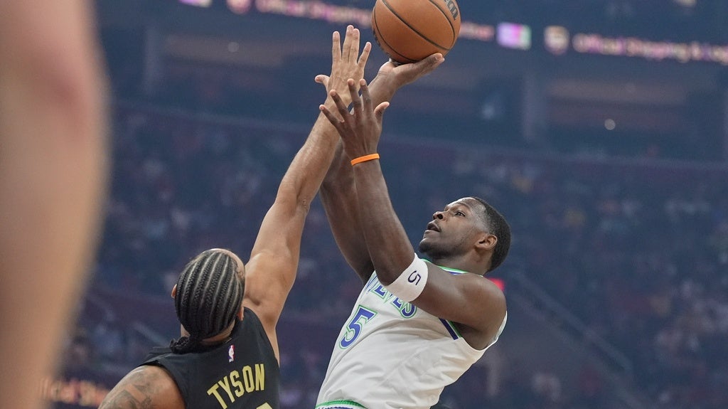 Timberwolves star Anthony Edwards officially undergoes successful surgery — Crystal Health news