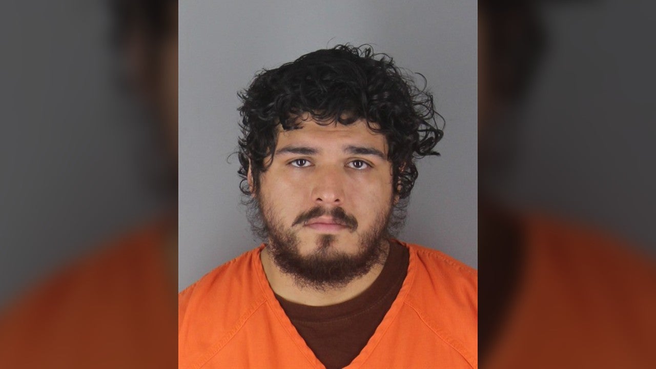 Charges: Bloomington man stabbed roommate while he was asleep, severely injuring him — Crystal Real Estate news