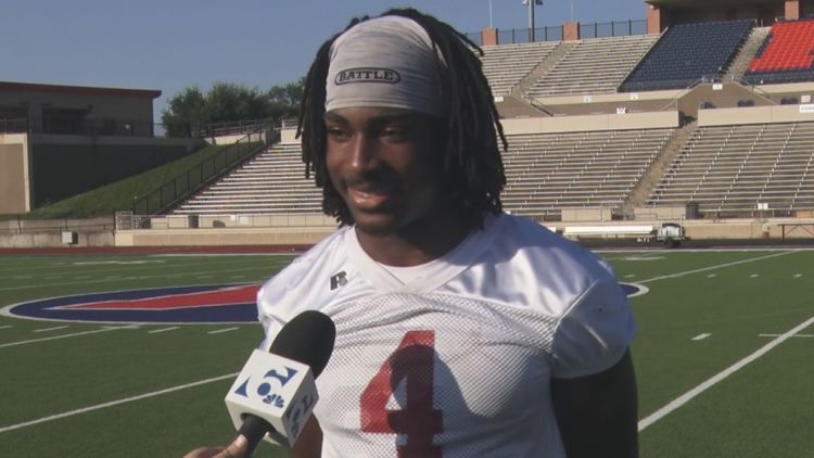 Midway's Lathan Whisenton sets school record for career rushing touchdowns — KCEN (Central Texas), Crystal Schools news