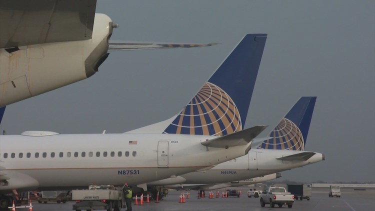 United flight from Grand Cayman to Houston declares emergency, lands safely — KENS 5 (San Antonio), Crystal Community news