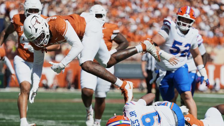 Good fortune continues to flip for No. 7 Texas after upset loss to Florida — KENS 5 (San Antonio), Crystal Sports news