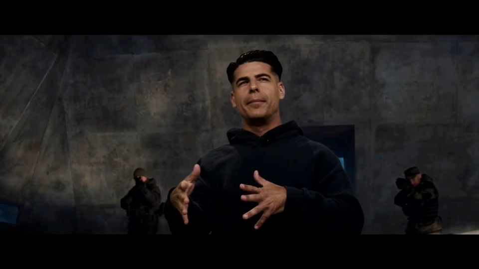 Deco’s Alex Miranda tosses his name into the hat for screen test as next James Bond — WSVN Entertainment, Crystal Technology news